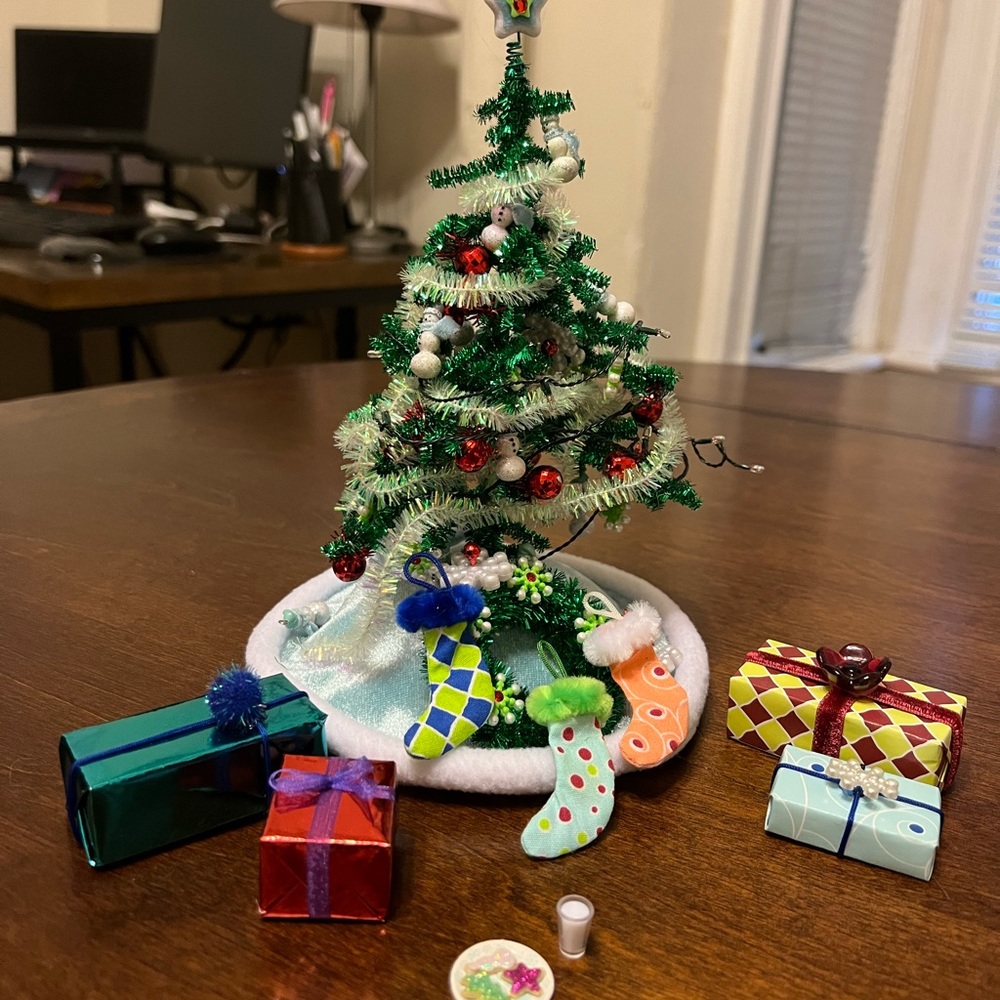 American Girl AG Mini Christmas Decorations